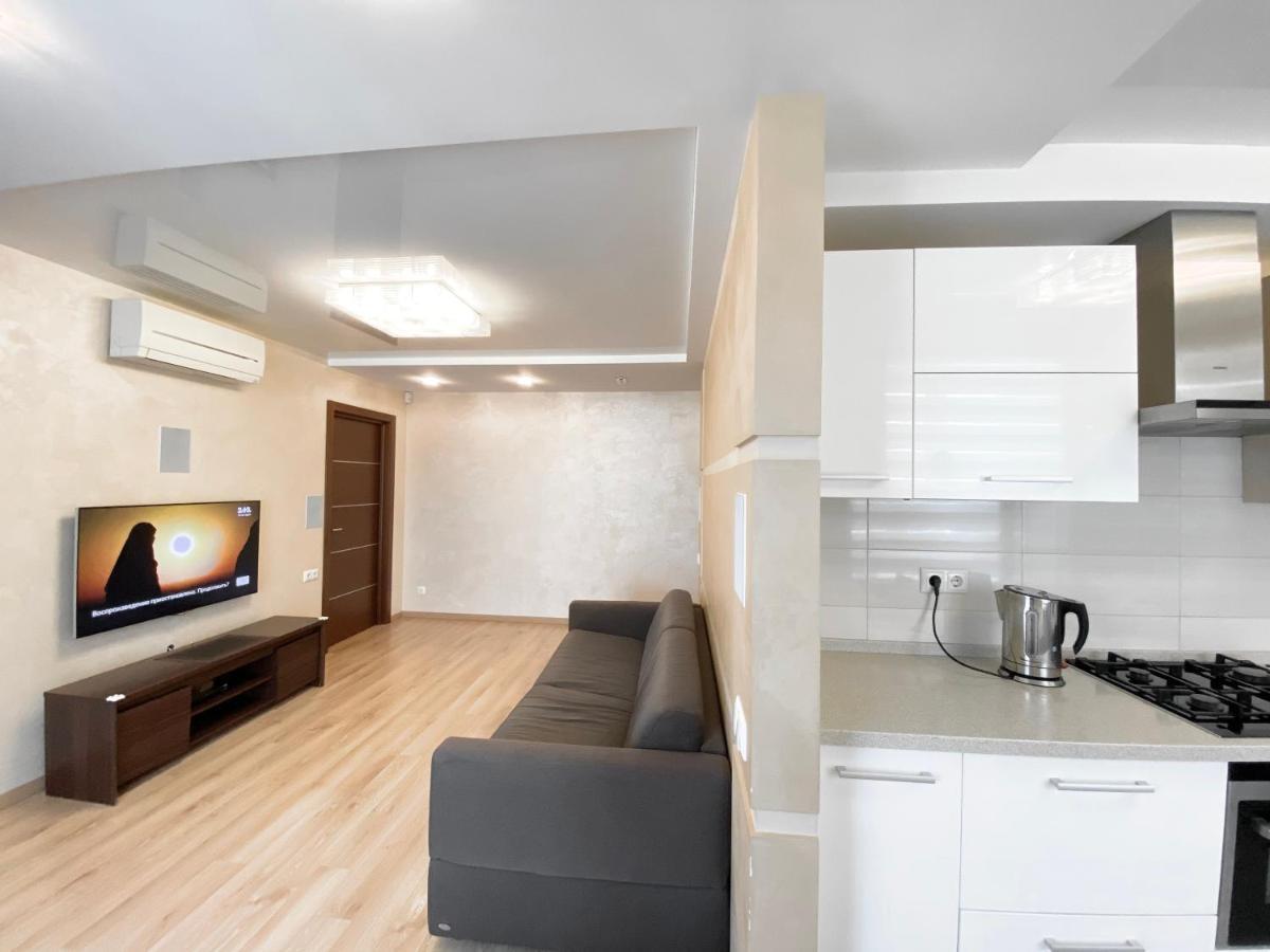 2-Bedroom Apartment Most City Area, Ekaterynoslav Square Dnipro Exterior foto